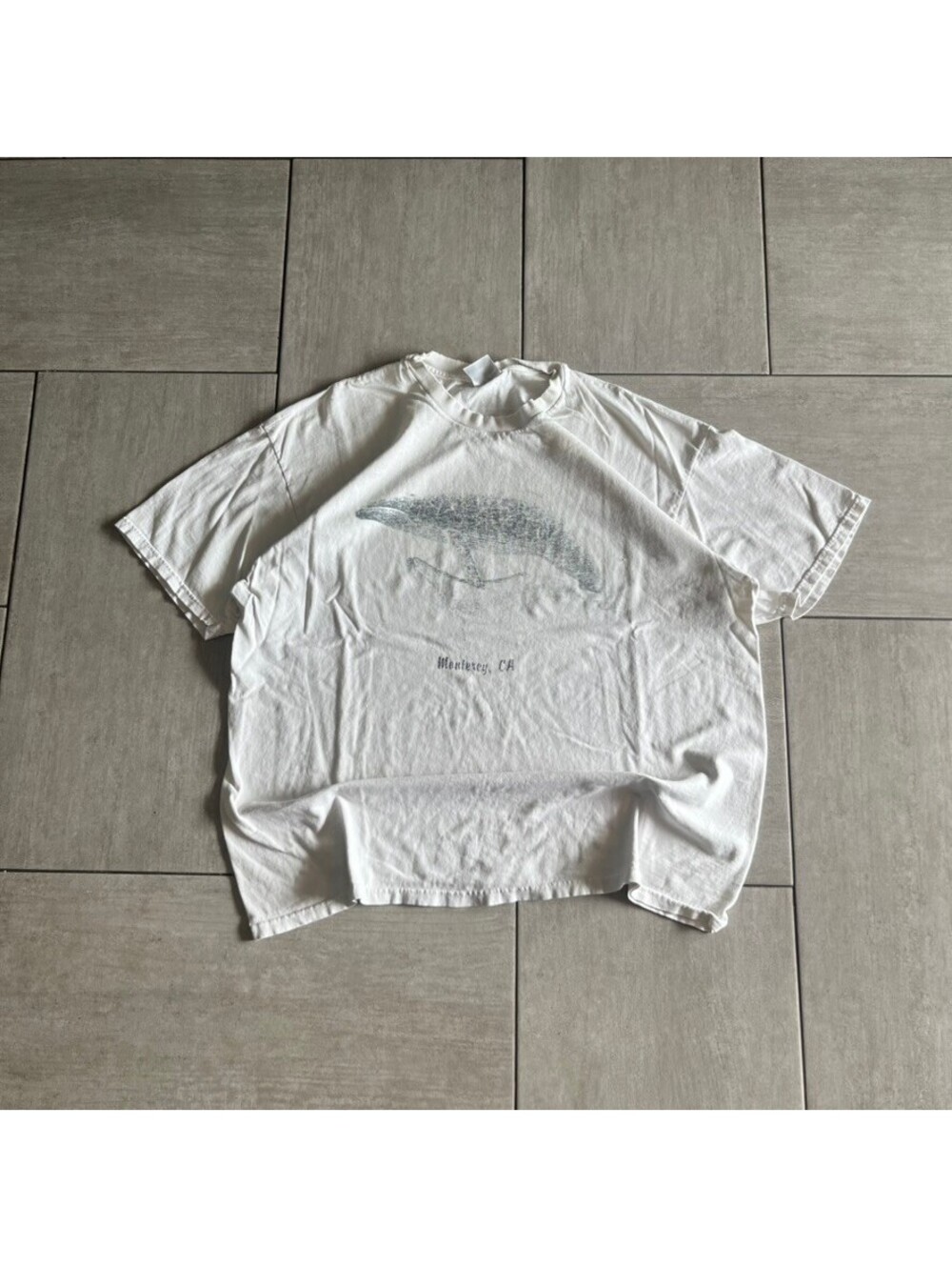Vintage Hanes Adult XL White Graphic T-Shirt Monterey CA Casual Wear